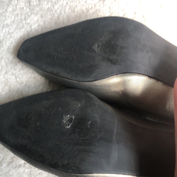 J. Renee’ Cobble heel shoe Color: Pewter. Size 8 1/2 M - Picture 4 of 9